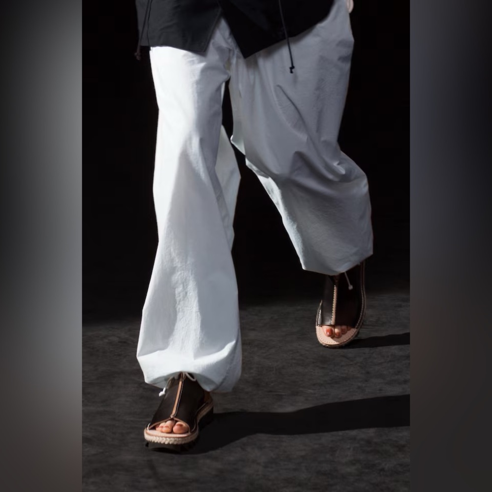 Y’s Yohji Yamamoto Leather Sandals in Black Size 7 - Picture 2 of 12